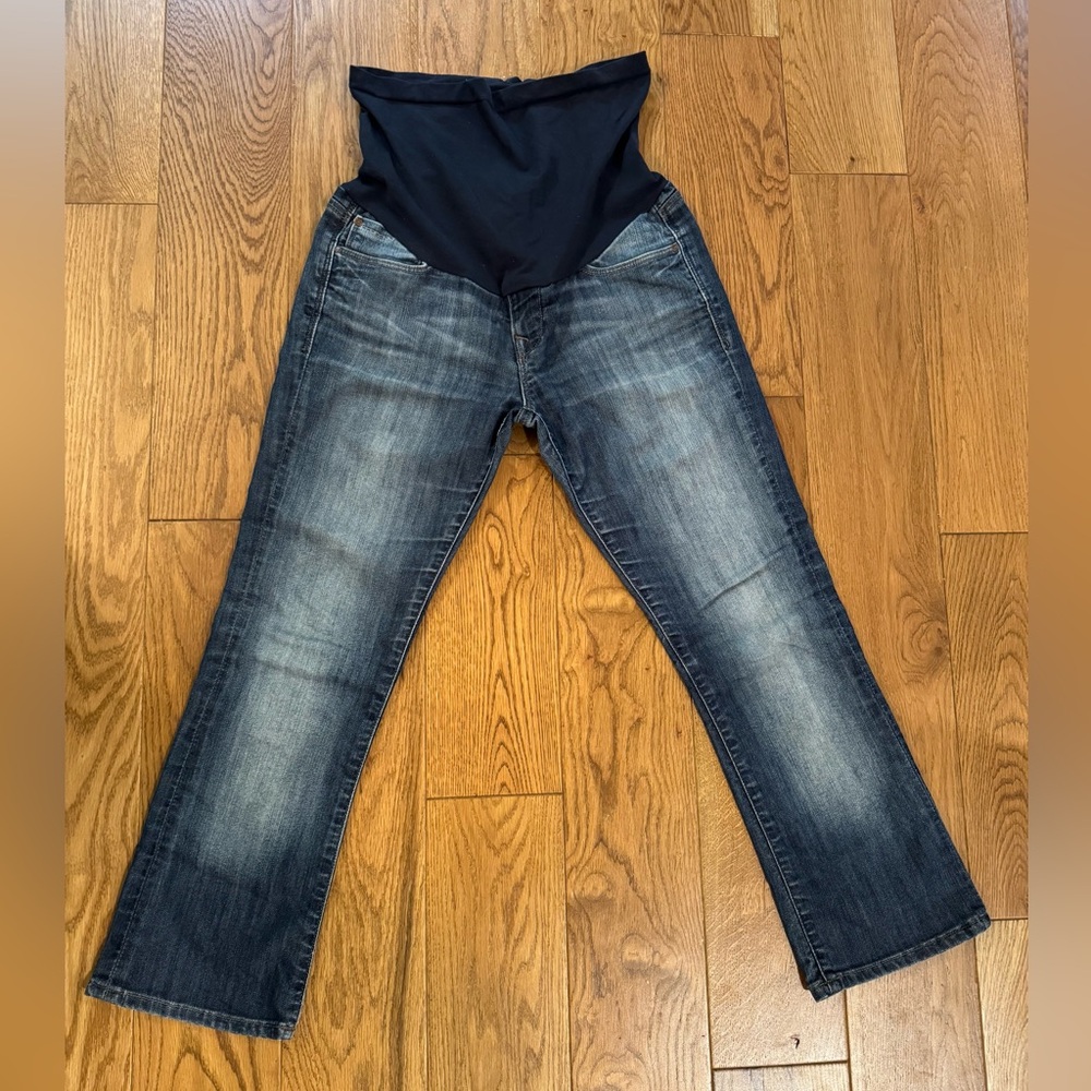 A Pea in the Pod Blue Denim capri length